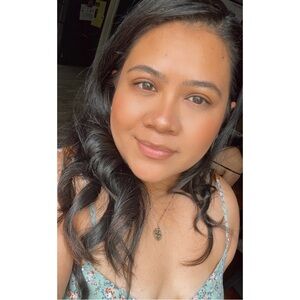 Meet your Posher, Isa